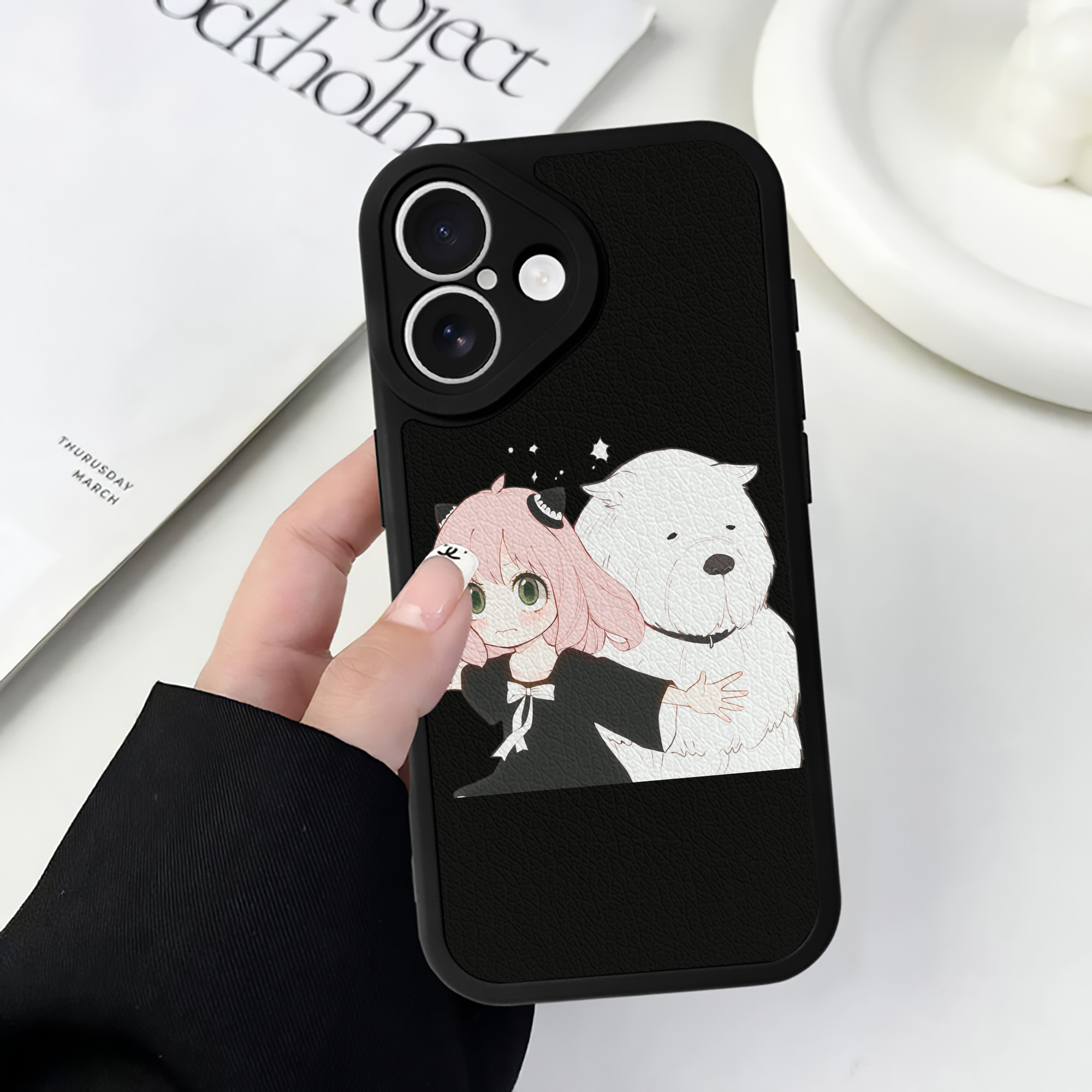 （画像用） SPY×FAMILY间谍家家酒 【iPhone 16シリーズ対応】シリコンスマホケース（レザー調） 材質：シリコン